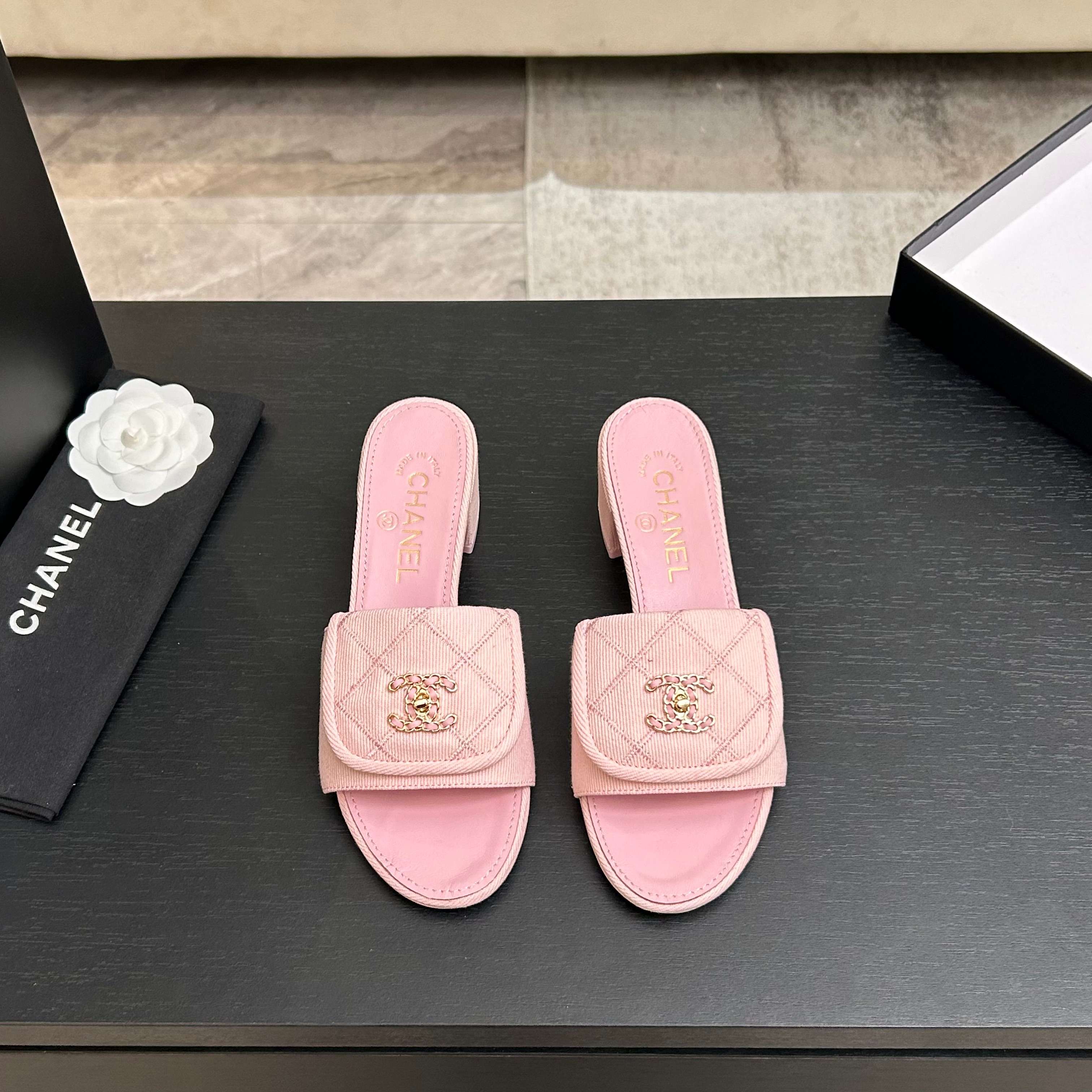 Chanel sz35-39 mnq0245